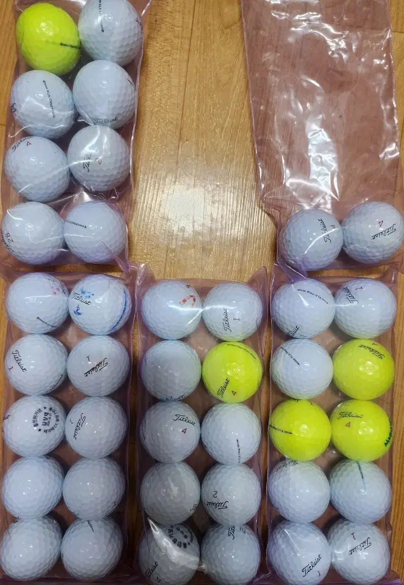 PROV1X A級 タイトリスト ロストボール ゴルフボール 40個