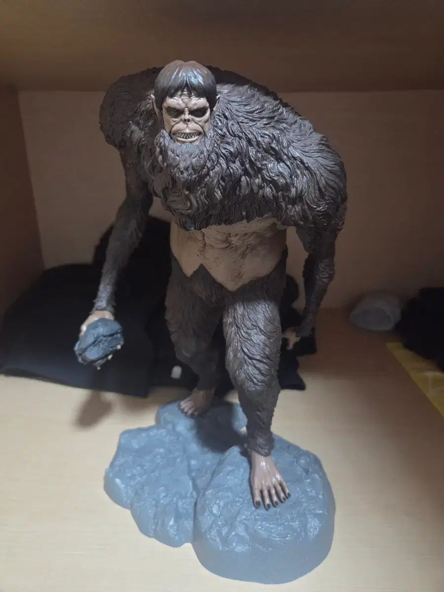 進撃の巨人 一番くじ ジム獣の巨人a賞 開封良品