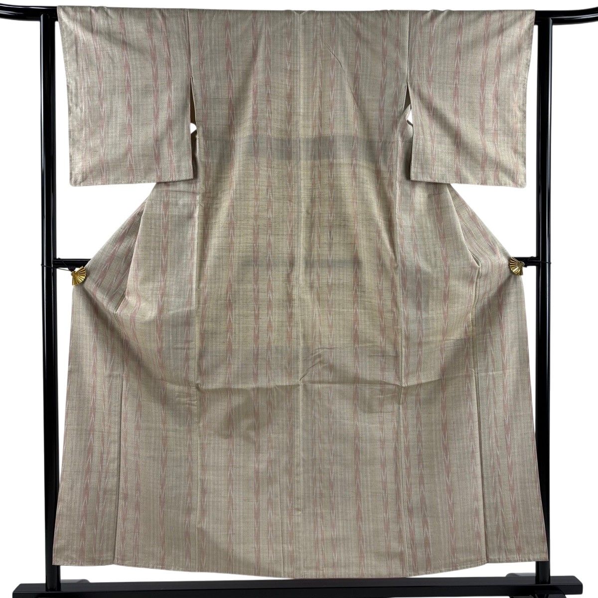 紬 身丈156cm 裄丈62cm S 袷 縞 矢羽 薄茶色 正絹 秀品 【中古】