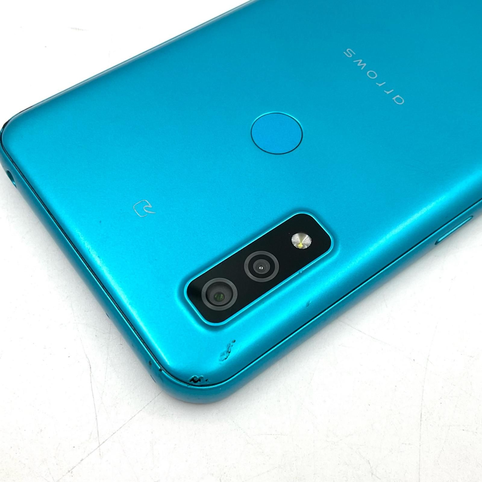 【値下げ大歓迎】【美品】arrows スマートフォン（ターコイズ系） 説明書付き Amazon | SIMフリー arrows We A101FC 【ターコイズ】 Softbank版SIM