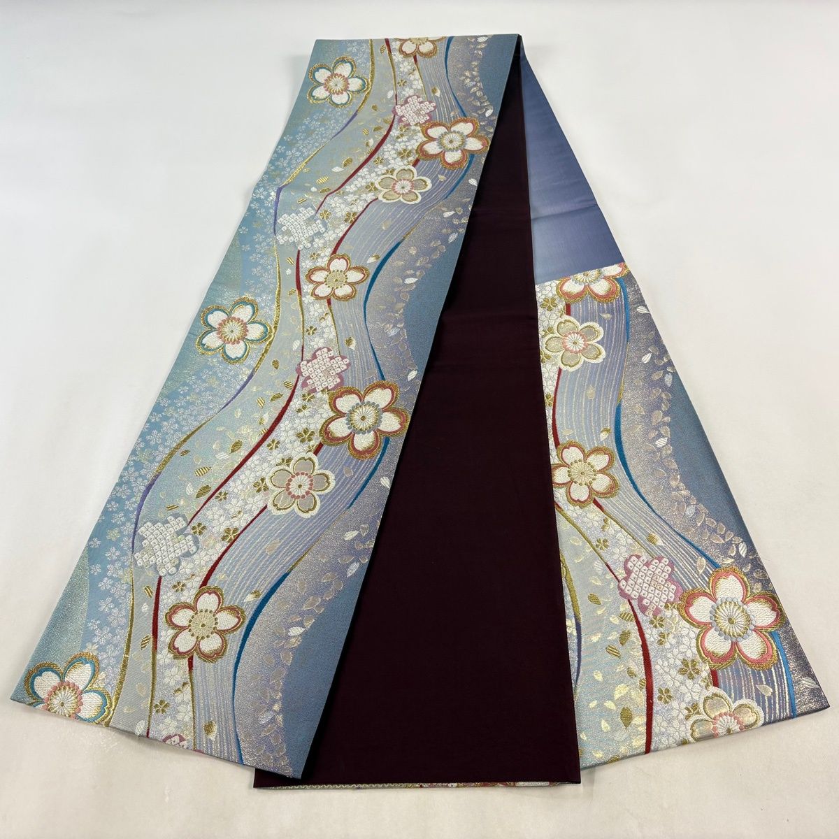 袋帯　金糸　流水　色紙散らし　流線　着物　帯　042k d 美品】 袋帯 秀品 振袖向き 桜 流水 箔 金糸 水色 六通 正絹 【中古