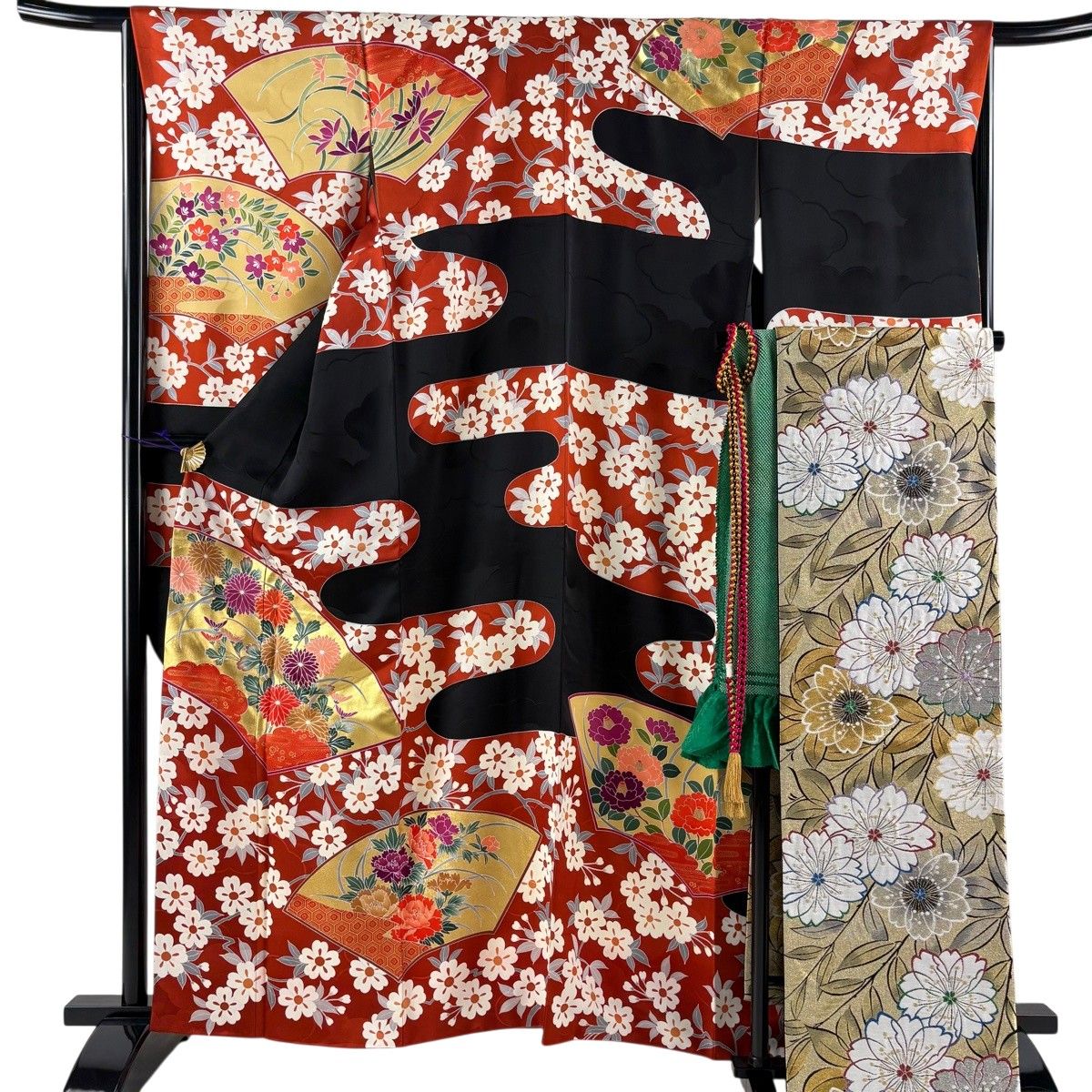 【美品】 振袖 身丈162cm 裄丈66cm M 袷 袋帯フルセット 落款 扇面 桜 金彩 染め分け 赤茶 正絹 名品 【中古】