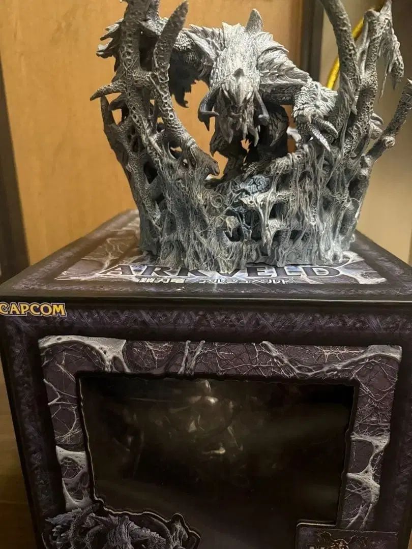 送料込み25)モンスターハンター アルシュベルト クリエイターズ ビルダー 開封品