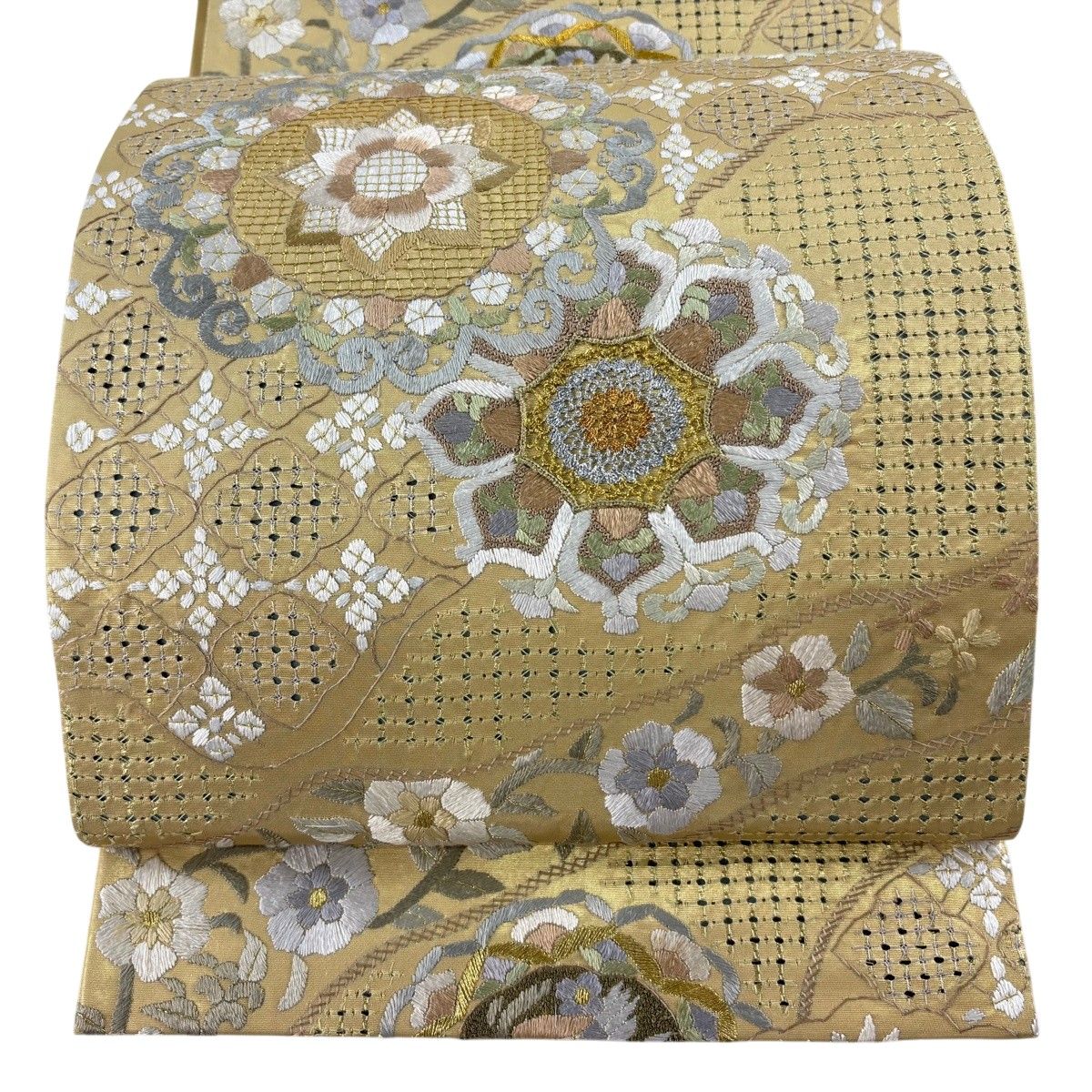 【美品】 袋帯 逸品 華文 草花 刺繍 金銀糸 金色 六通 正絹 【中古】