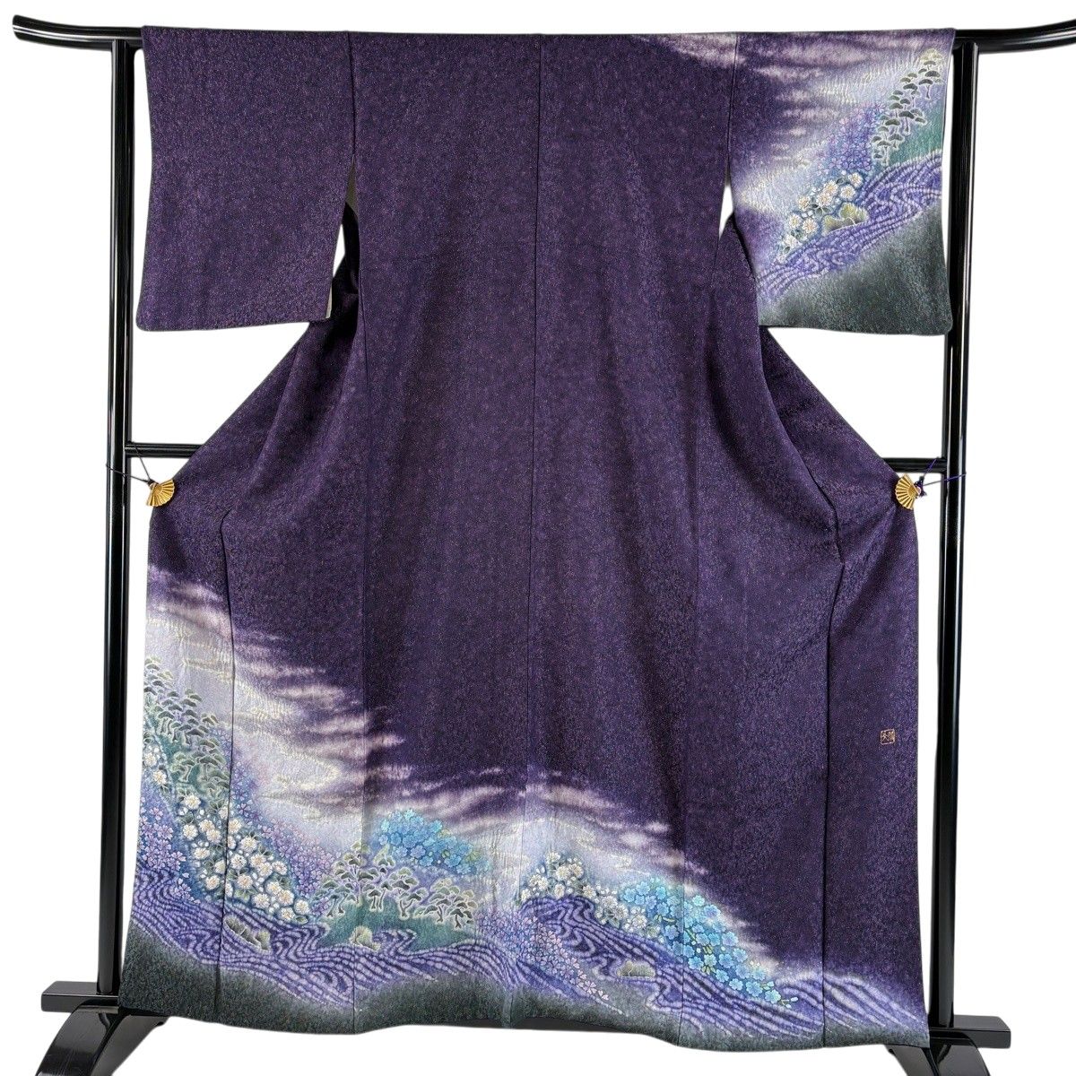 【美品】 訪問着 身丈160.5cm 裄丈63cm S 袷 落款 草花 霞 銀通し 絞り 紫 正絹 名品 【中古】