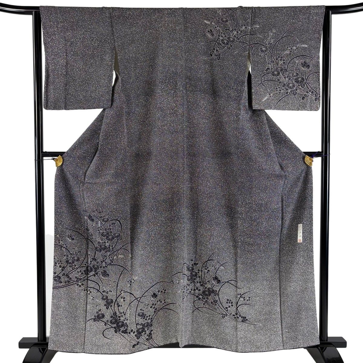 【美品】 訪問着 身丈159cm 裄丈64.5cm M 袷 落款 菊 蝶 黒灰 正絹 秀品 【中古】
