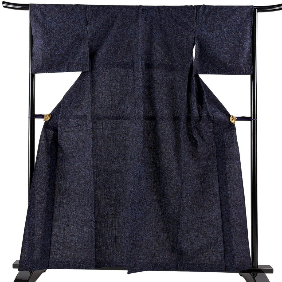 美品】 結城紬 身丈159cm 裄丈66cm M 単衣 証紙 華文 花唐草 紺色 正絹 美品】 結城紬 身丈159cm 裄丈66cm M 単衣 証紙 華文 花唐草 紺色 正絹