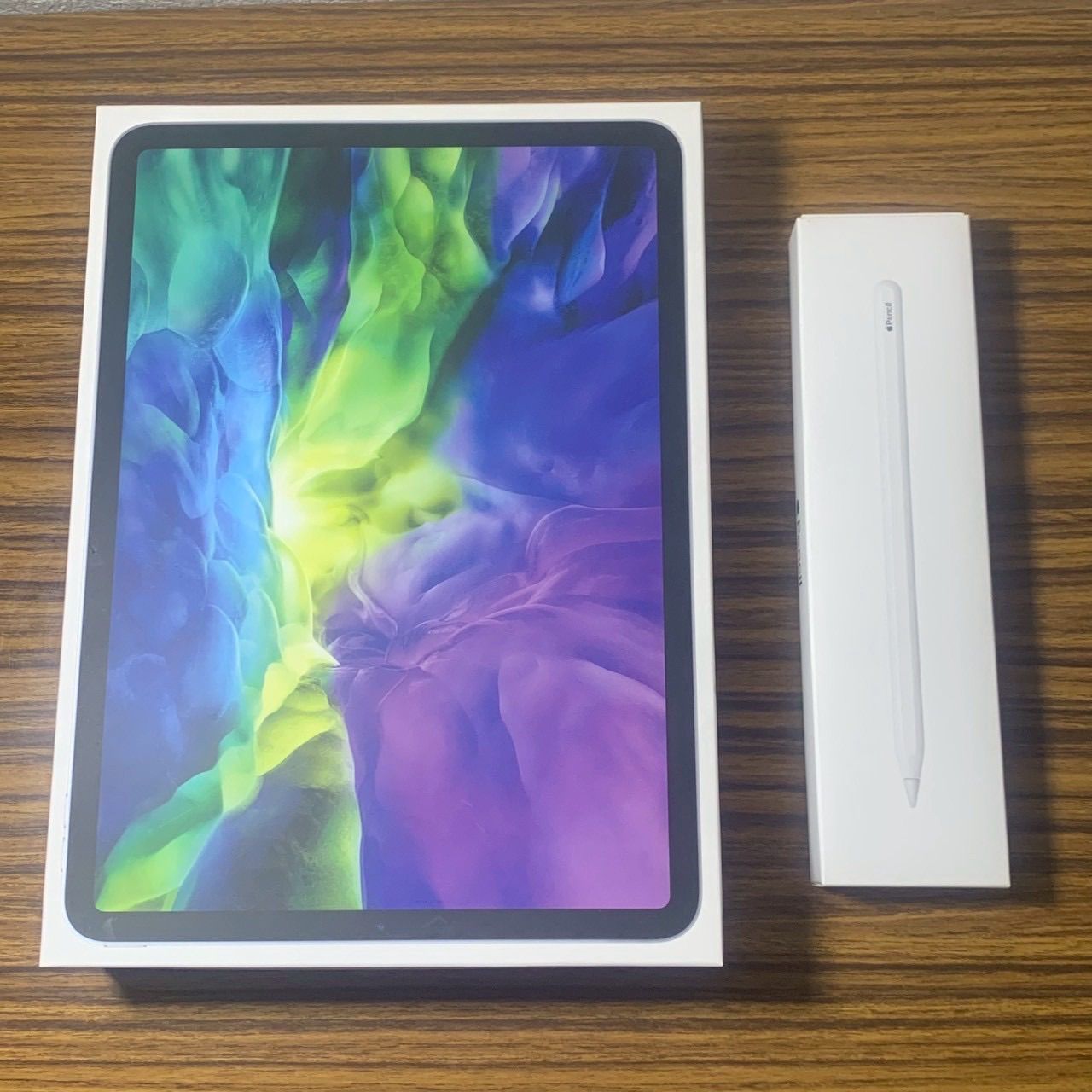 【極美品/バッテリー100%】iPad Pro 11インチ 第2世代 128GB Wi-Fi シルバー ＋ Apple Pencil 第2世代【安心のApple診断済み・箱あり】