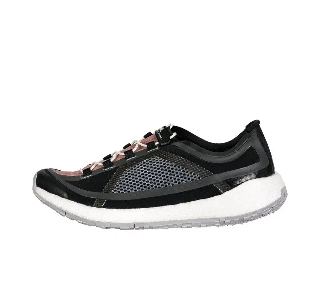 新品 21万円 225-230 アディダス ピュアブースト スニーカー ランニングシューズ NIKE