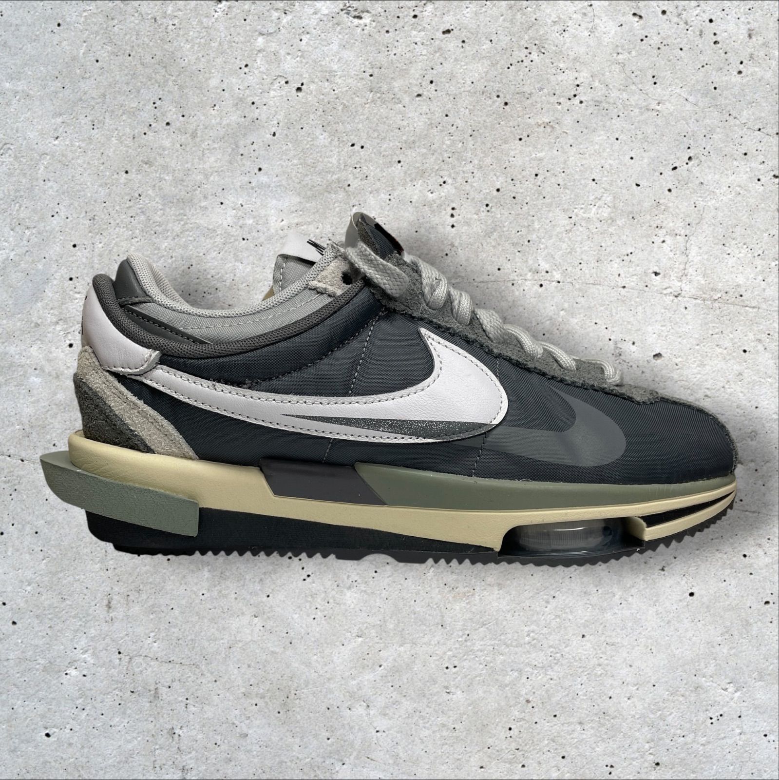 定価：22000円 Sacai × NIKE Zoom Cortez 