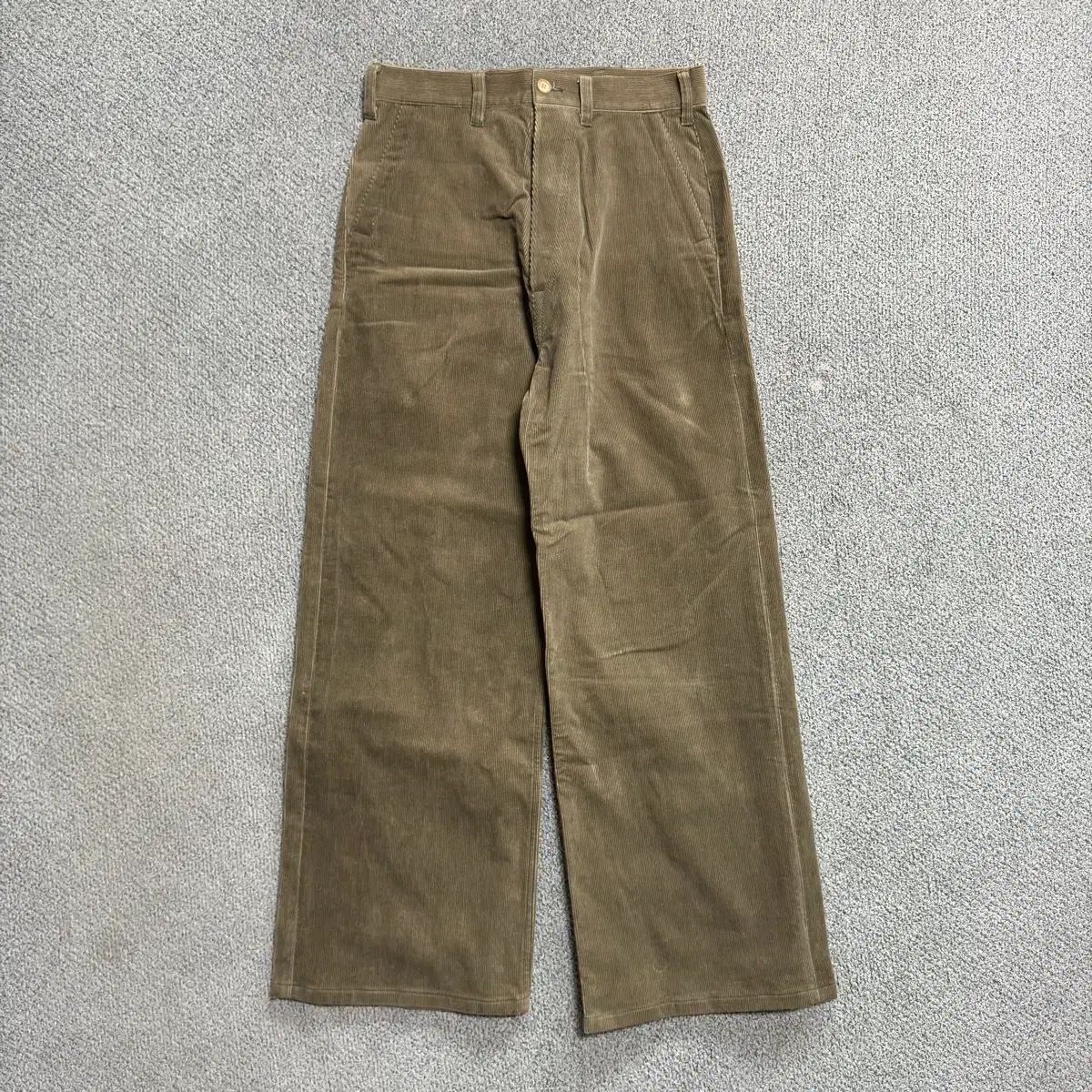 タイが下高橋 lot204 コーデュロイ パンツ 41,984円
