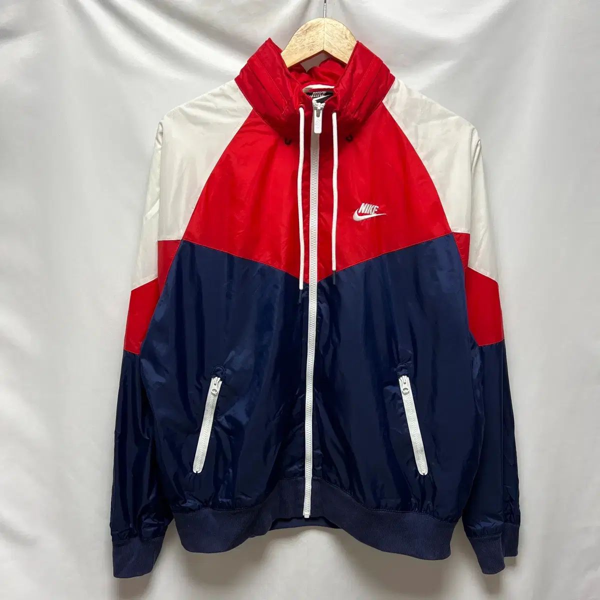 正規品/M NIKE ナイキ ウィンドランナー ウーブン レッド ネイビー ウィンドブレーカー