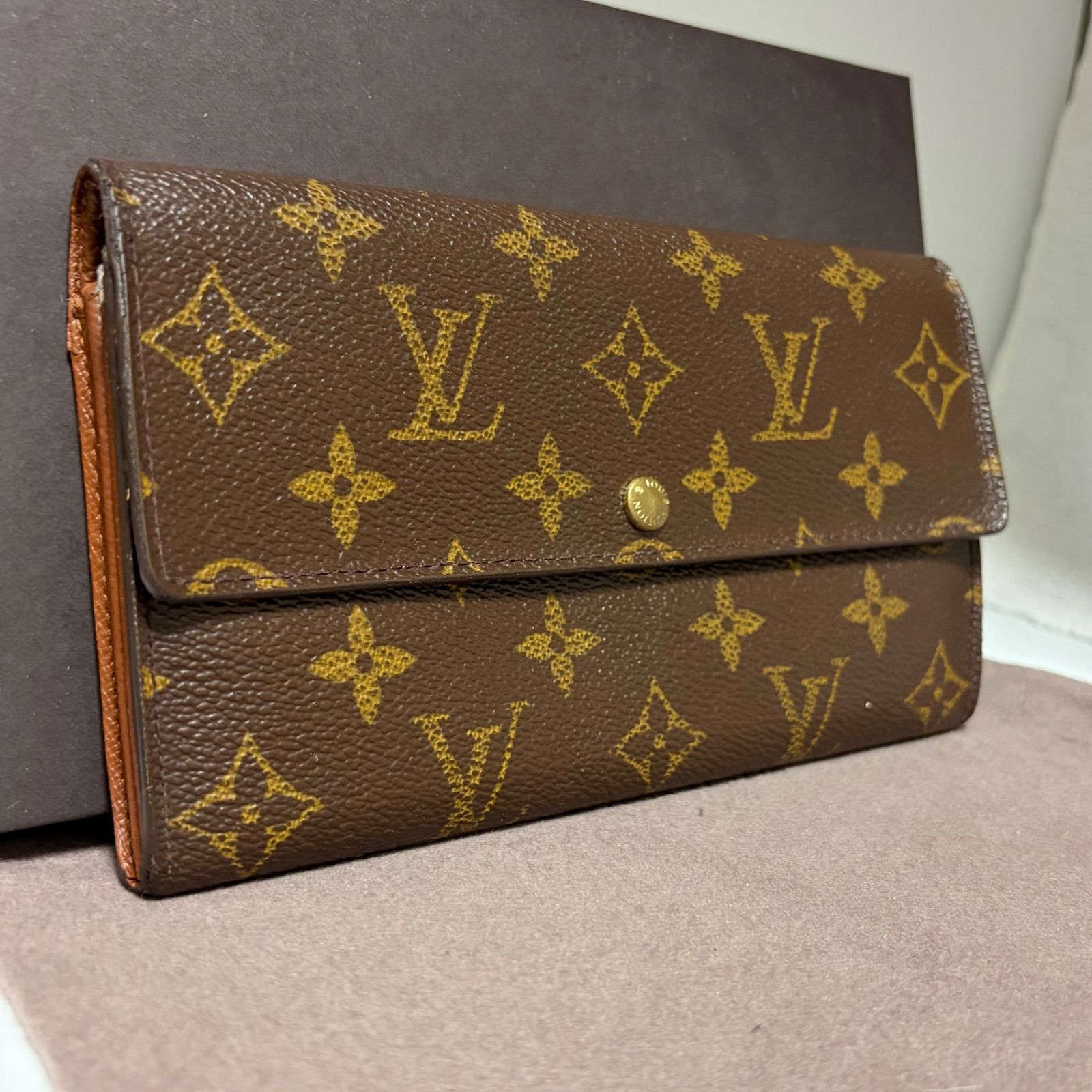 x81 ポルトモネ クレディ ポルトフォイユ サラ 旧型 Louis Vuitton