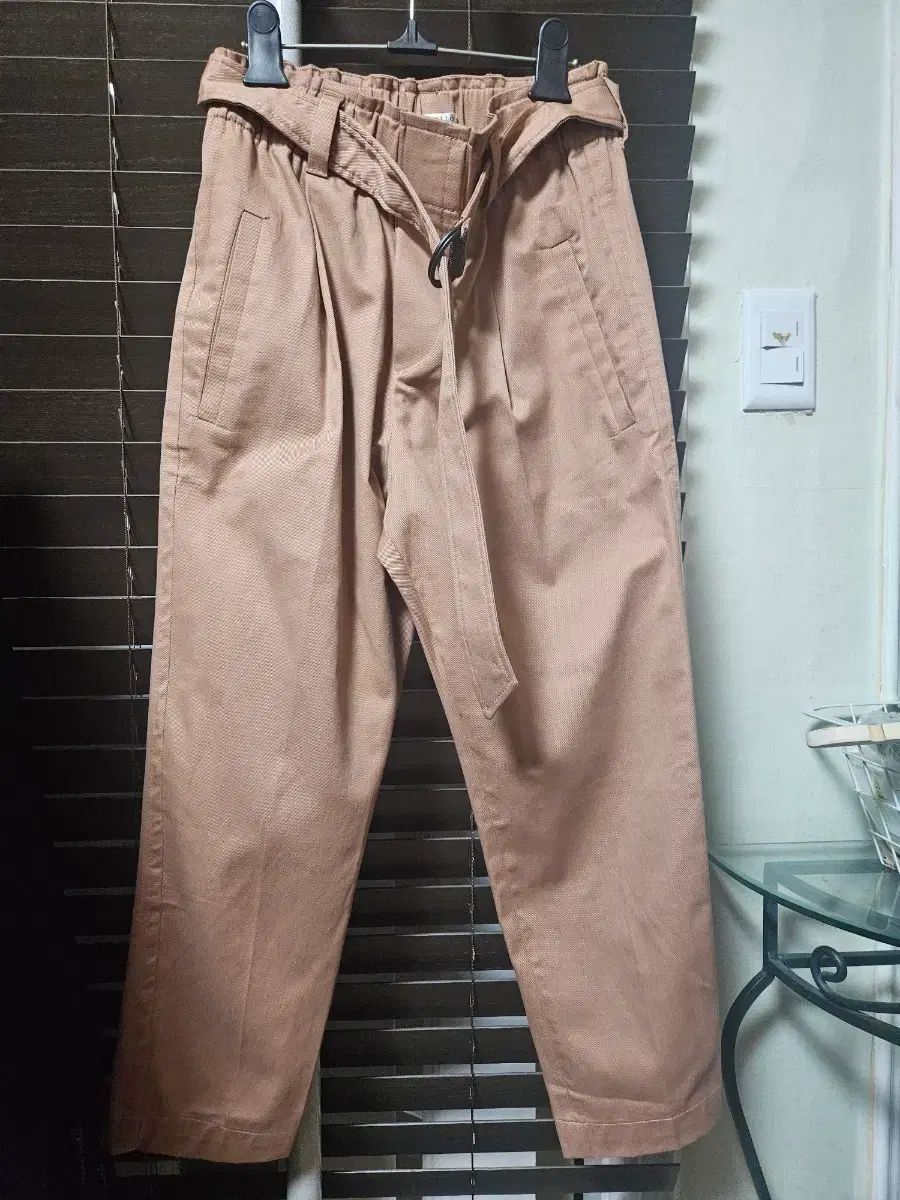 BRUNELLO CUCINELLI ブルネロクチネリ ベージュ ベルト ワイド パンツ