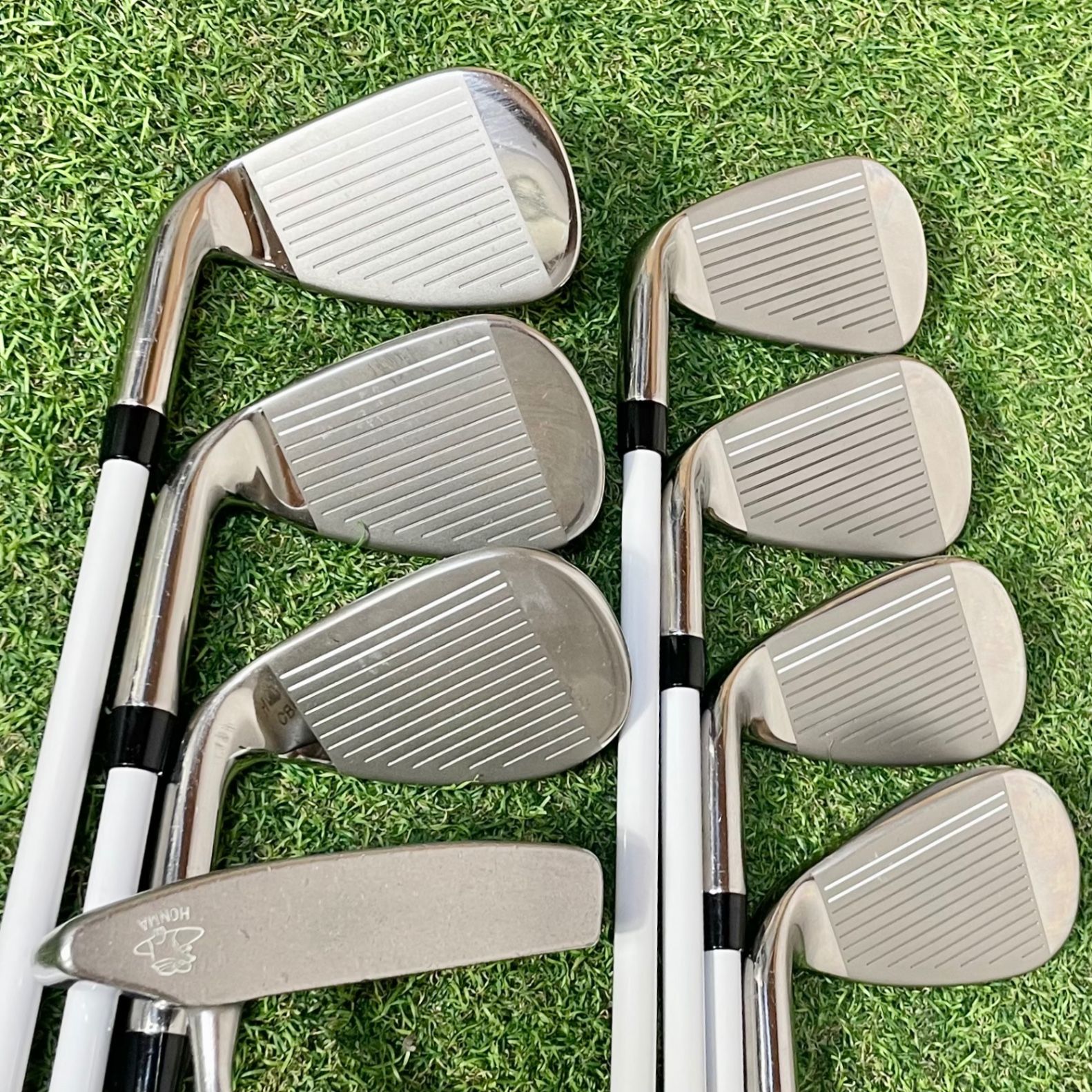 Callaway Rogue ST キャディバック 0000001073004_r1_01.jpg