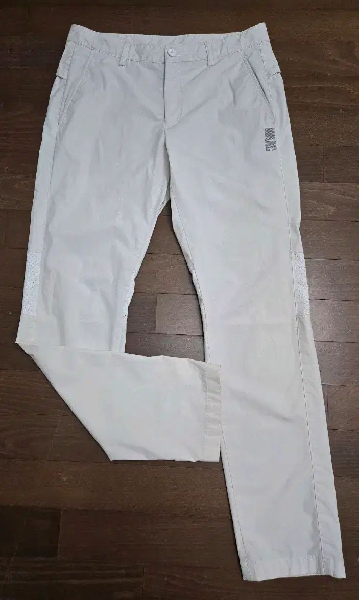 正規品 WAAC(ワック)ゴルフ 機能性パンツ 31
