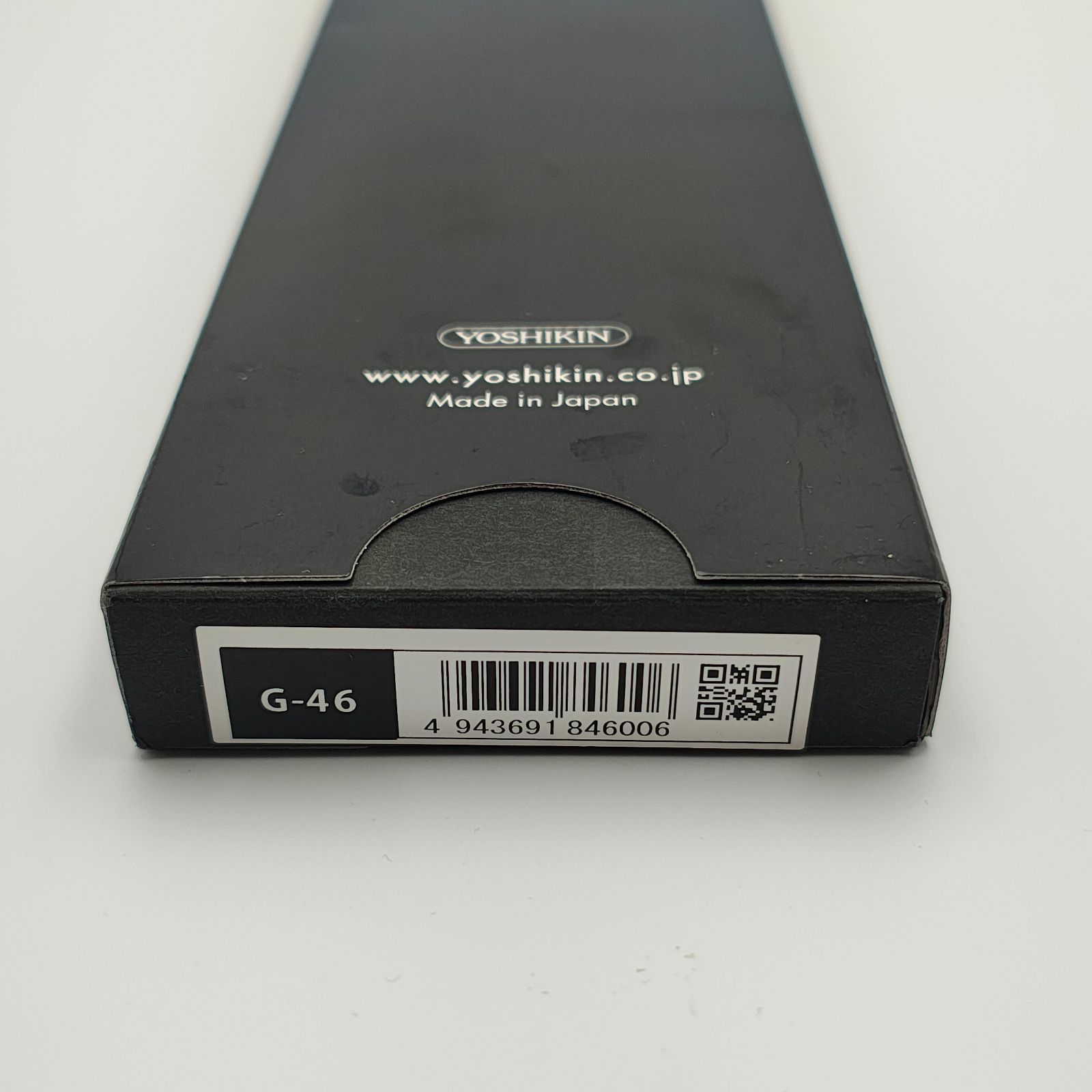 GLOBAL グローバル 三徳包丁 G-46 刃渡り18cm ステンレス 一体型包丁 吉田金属工業 外箱付 【MY341】