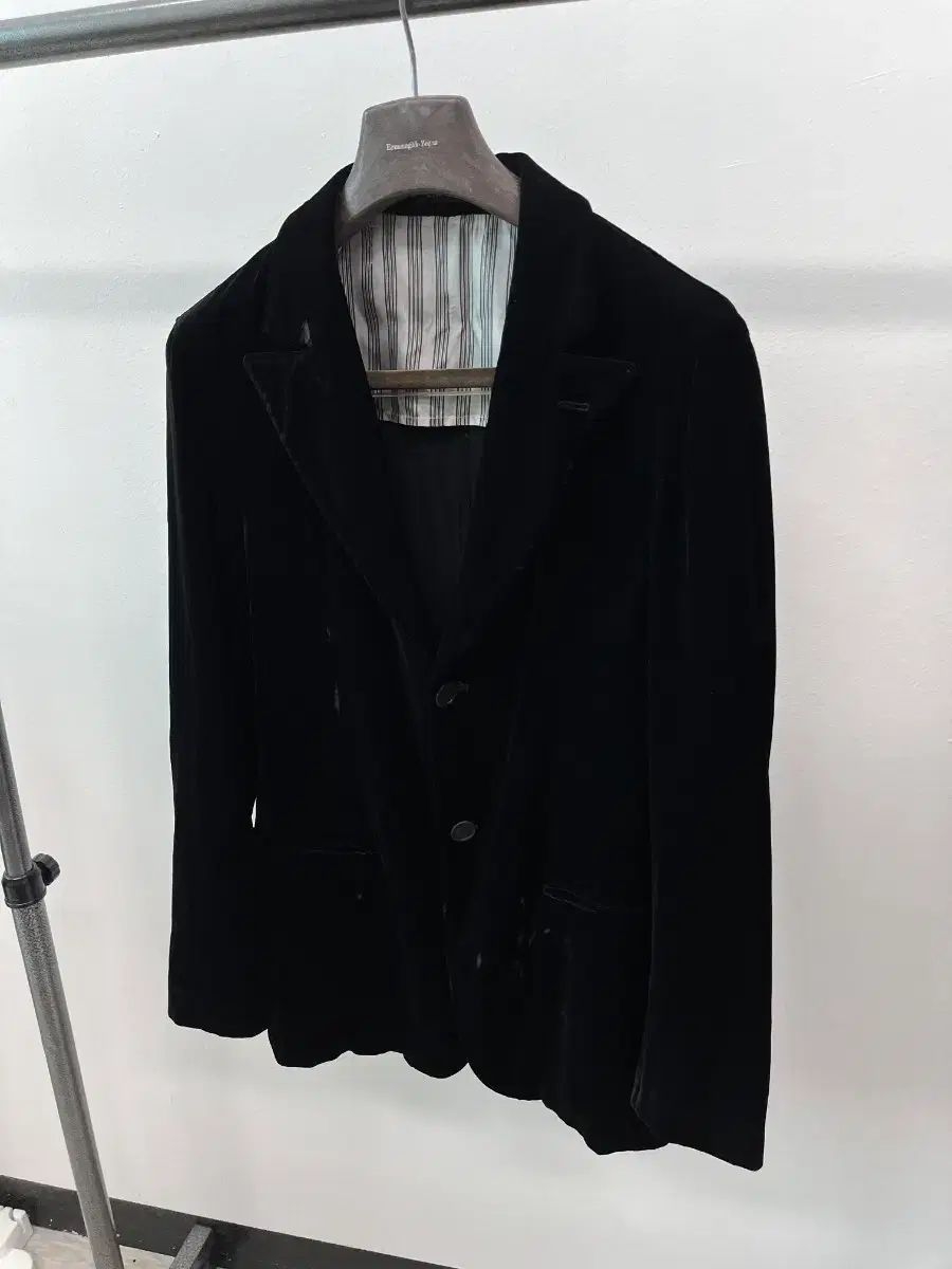 エンポリオアルマーニ コレクション ツアーベルベット ジャケット