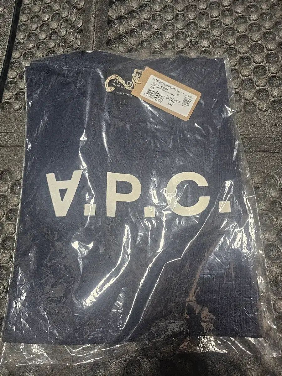 A.P.C. アー・ペー・セー APC ロゴ 半袖 Tシャツ ネイビー 新品 L
