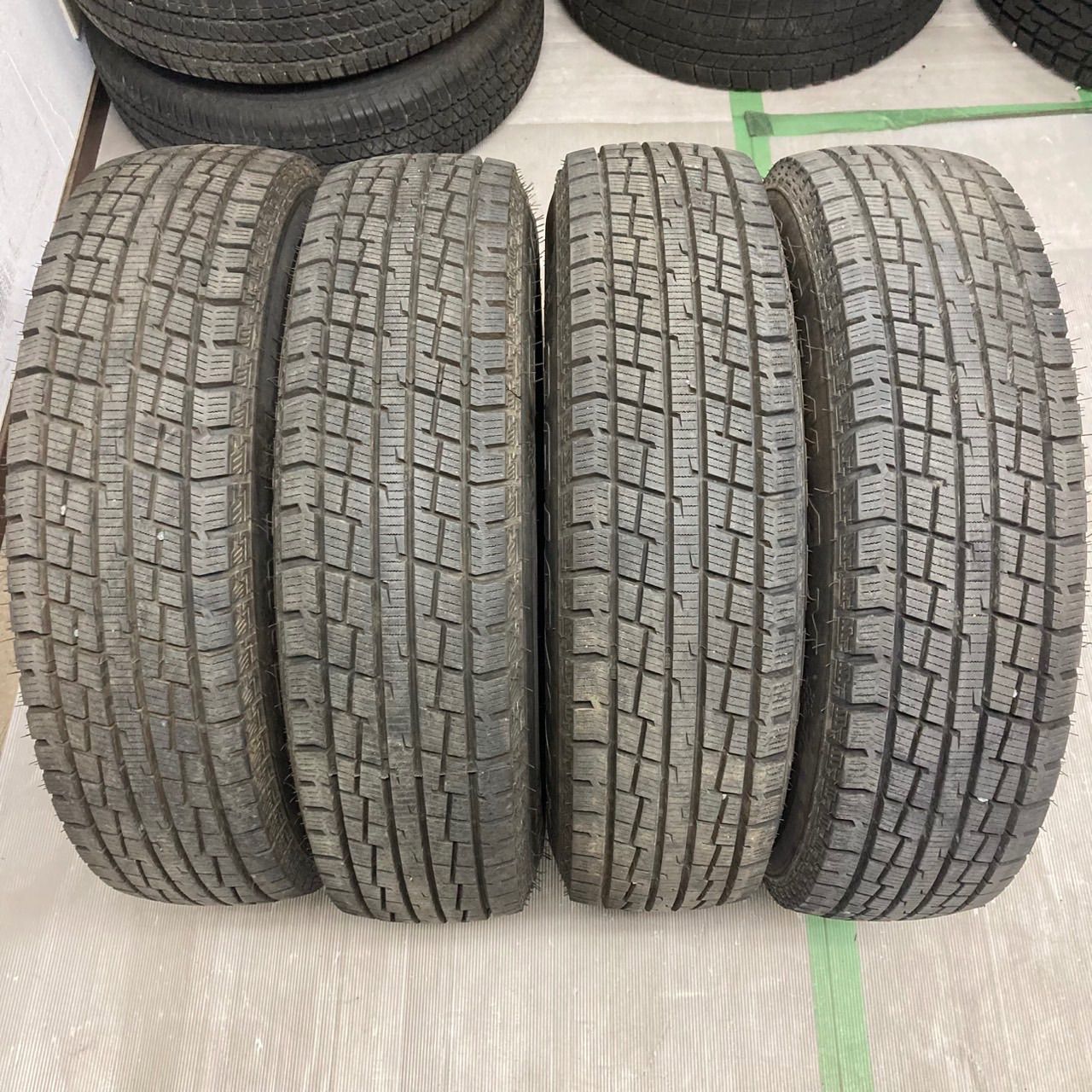 ジムニー 中古スタッドレス 16インチ 5.5j +20 PCD139.7 グリップ 