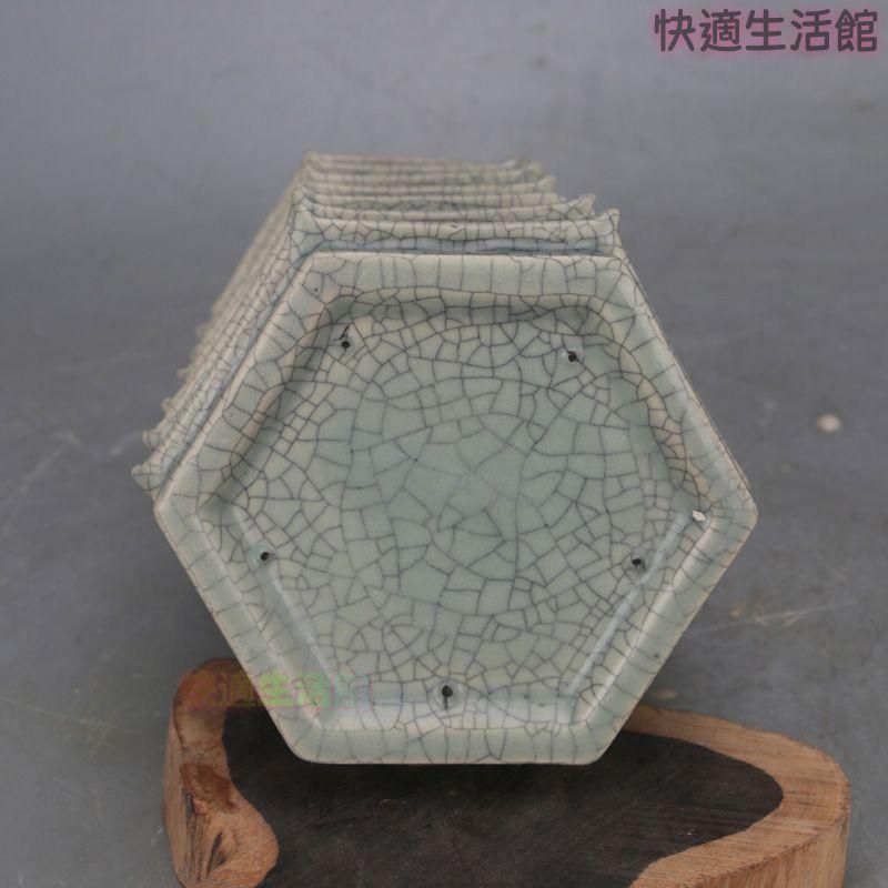 汝窯青釉開片清涼寺宝塔 置物 陶磁器 装飾品 工芸品 美術品 置物