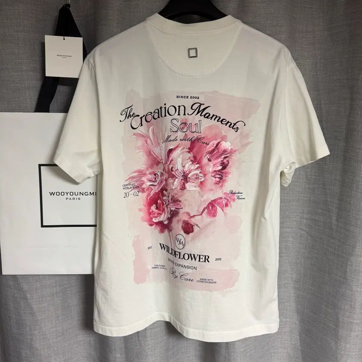 ((25年式 ほぼ新品)) ウーヨンミ フラワー 半袖 商品
