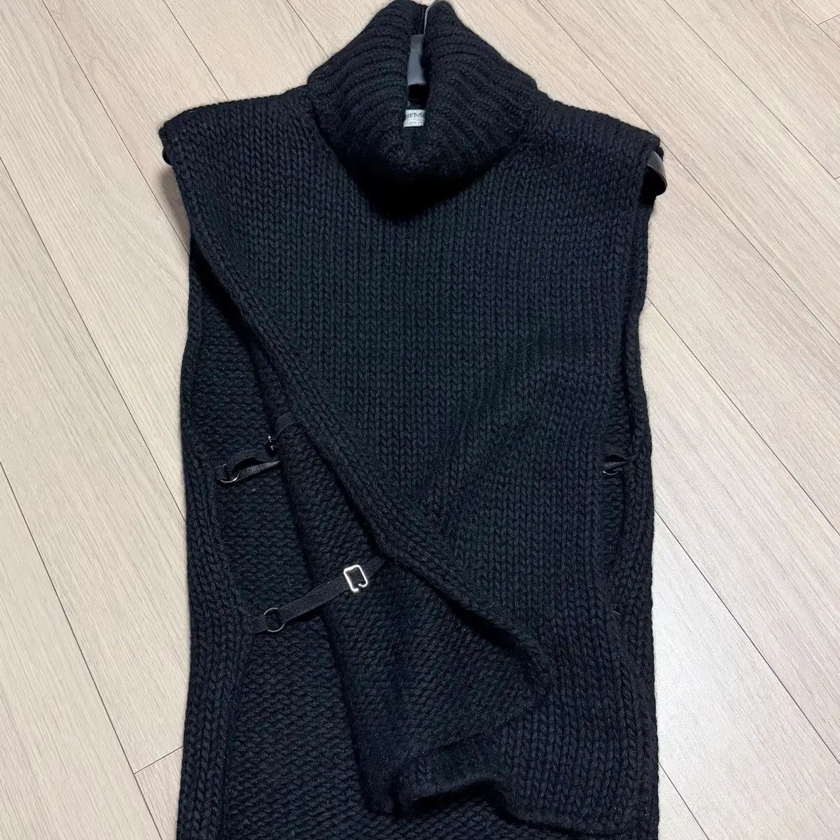 スポーツマックス MAX MARA マックスマーラ サイドスリット ストラップ アンゴラ ウール ニットベスト ブラック タートルネック