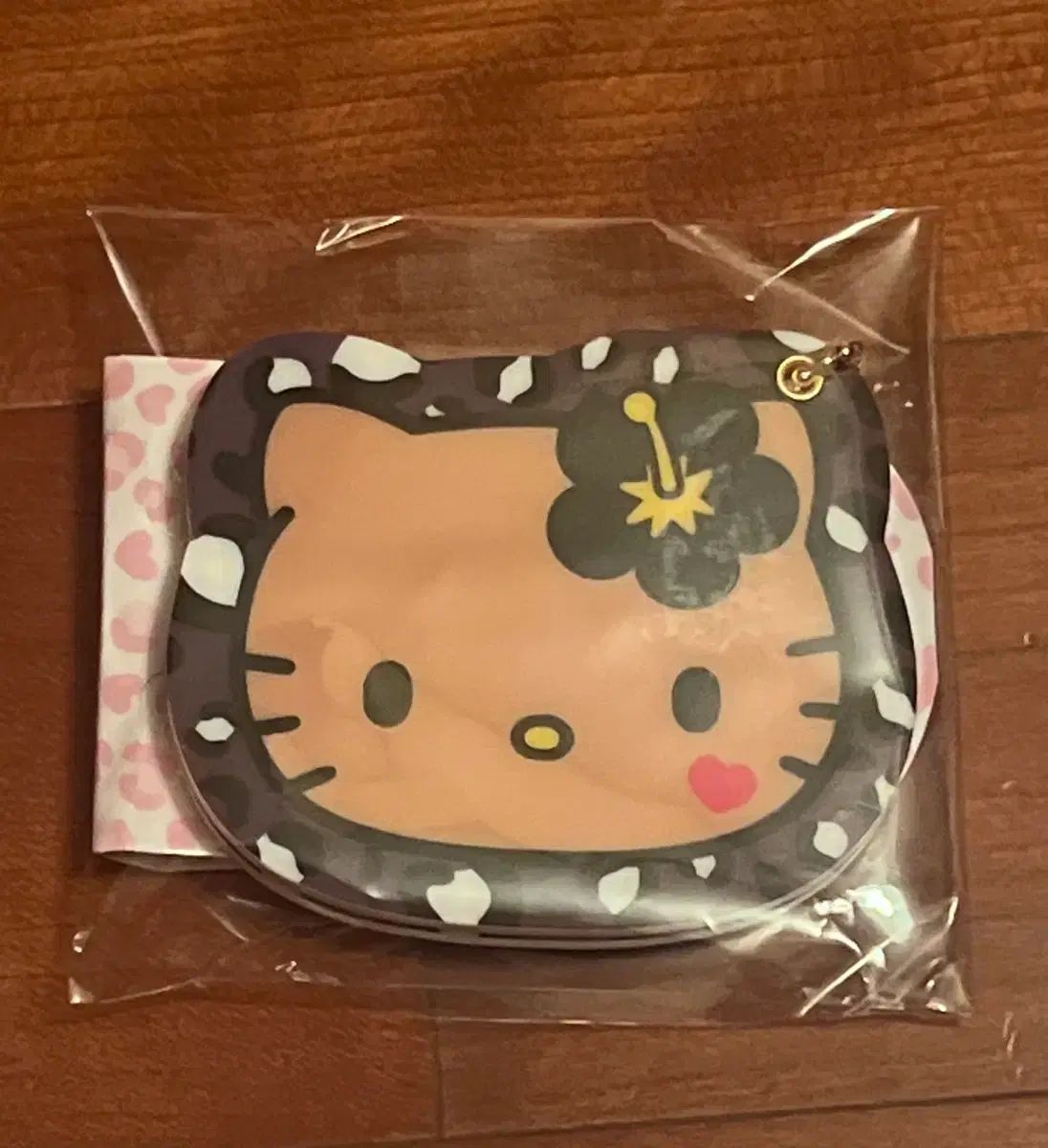 ハローキティ(レオパードキティ) スライド ミラー キーホルダー