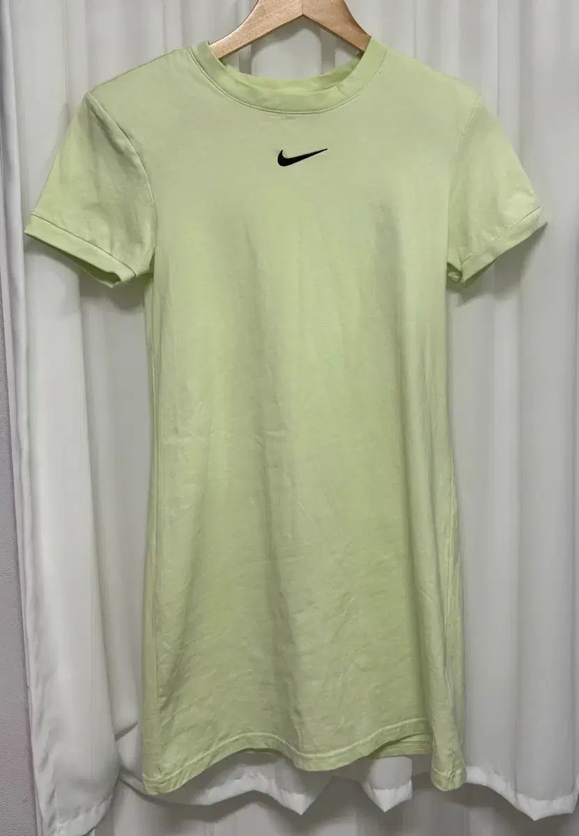 NIKE アイコン クラッシュ 半袖 ドレス ライム色