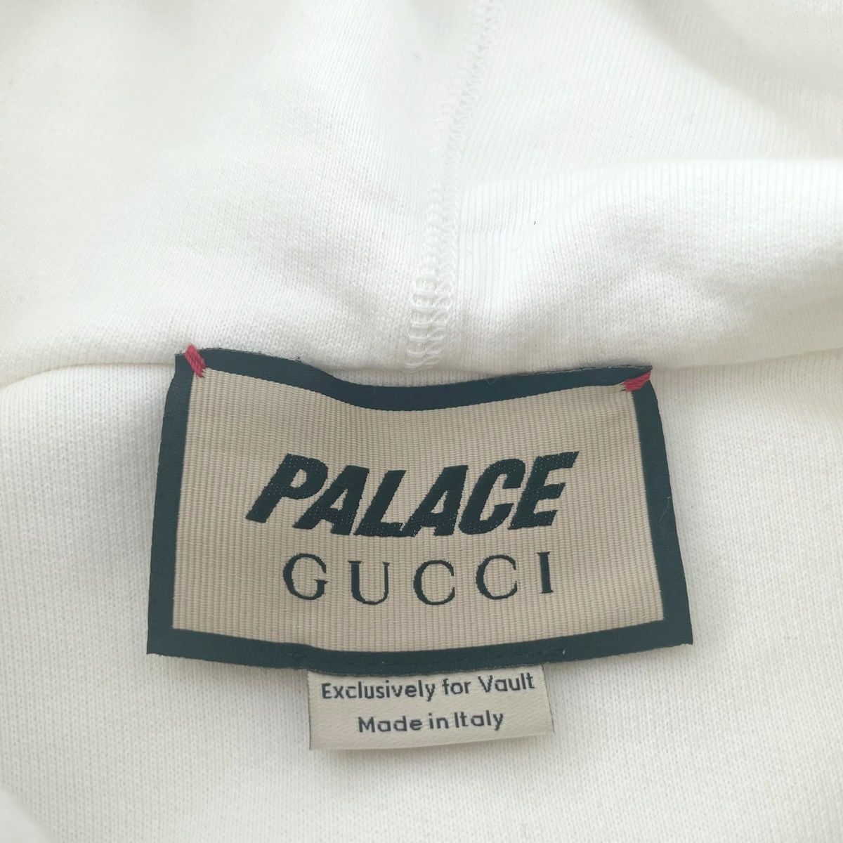 中古】 GUCCI グッチ トライファーグGGパッチフーディ 720348 サイズXS 中古】 GUCCI グッチ トライファーグGGパッチフーディ 720348 サイズXS