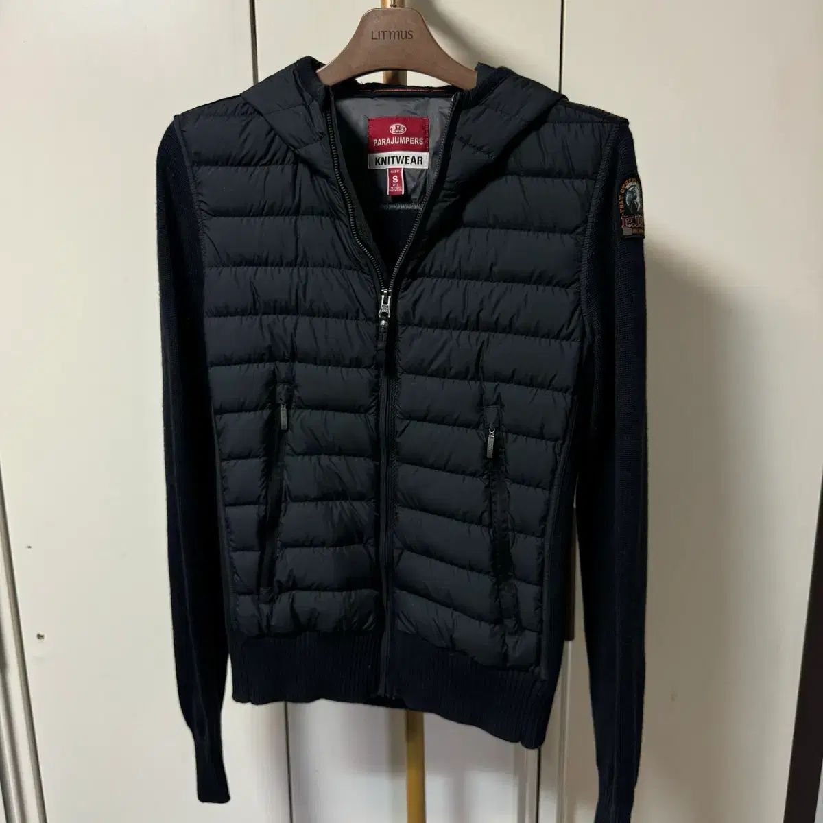 PARAJUMPERS フード ニットダウン アウター ブラック