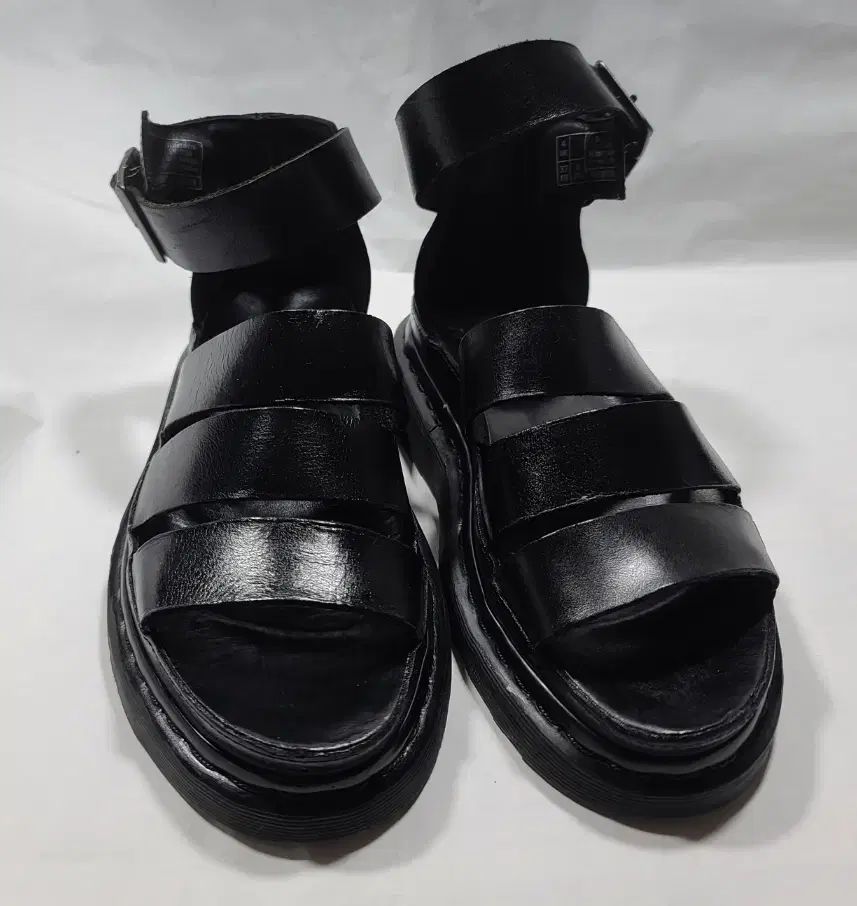 DR. MARTENS グラシア サンダル UK4サイズ (230 235)