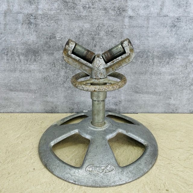 レッキス工業 パイプ受け台 【中古】REX 型番不明 パイプカッター 