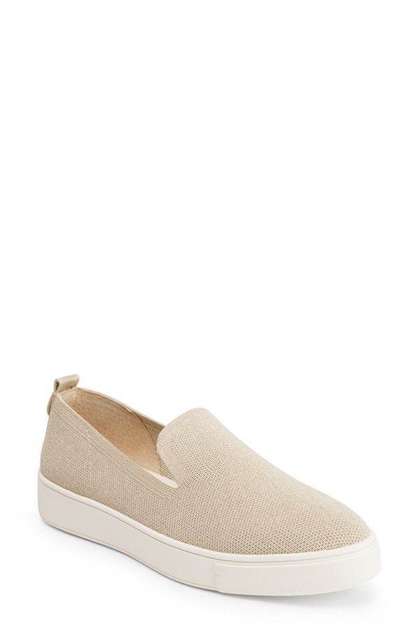 ミートゥー レディース シューズ スニーカー Me Too Fay SlipOn Sneaker Bisque Metallic メタリック