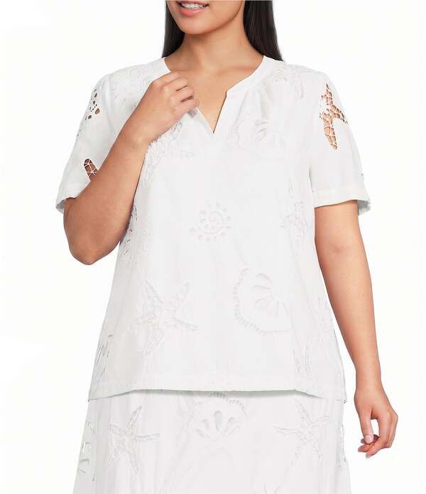 スカイズアブルー レディース トップス シャツ Vネック プラスサイズ 刺繍 レース Skies Are Blue Plusizeyelet Lace Sun and Shell Embroidered VNeck Short Sleeve Coordinat