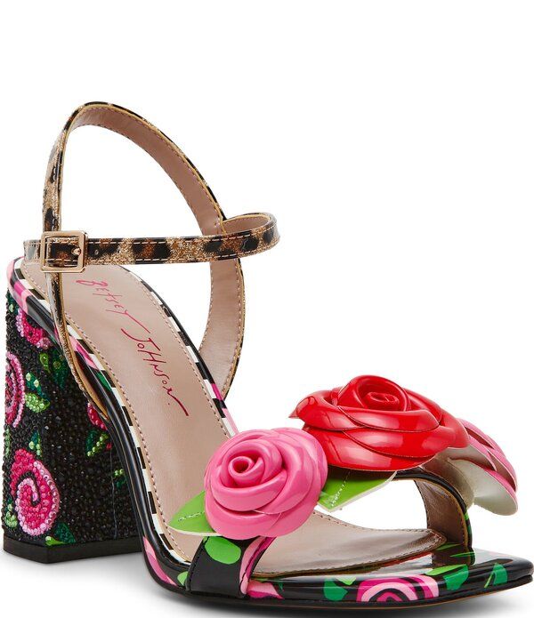 ベッツィジョンソン レディース シューズ サンダル フラワー柄 フラワー ヒール Betsey Johnson Krystle Floral Embellished Block Heel Dressandals Black Rose ブラック