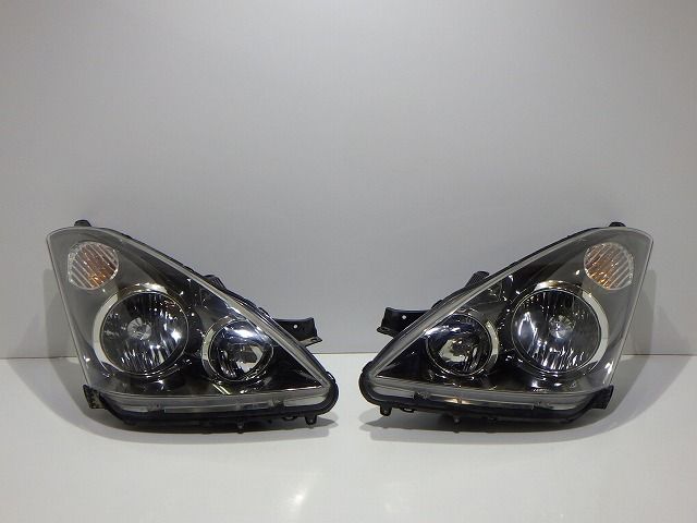 ウィッシュ ヘッドライト左右 HID ZNE10/14 前期 68-2 81110/81150-68020 コーティング 260515059