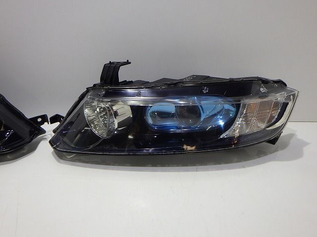 車 オデッセイ ヘッドライト左右 HID RB1/2 前期 100-22497 00 33101