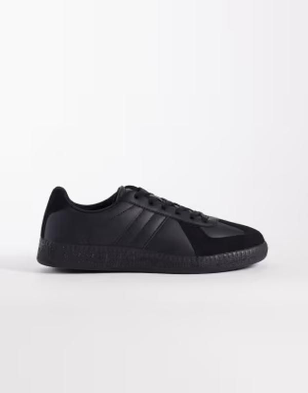 ジャック アンド ジョーンズ メンズ シューズ スニーカー トリプルブラック レザー フェイクレザー Jack Jones faux leather sneakers in triple Black ブラック