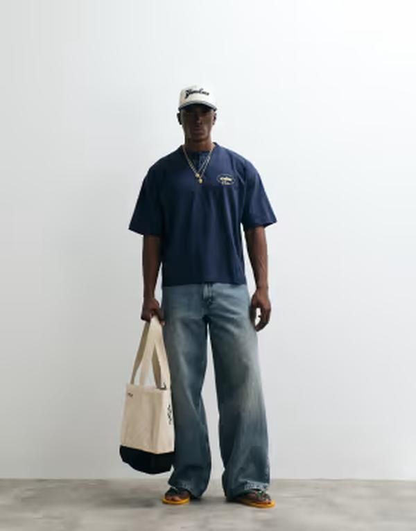 エイソス メンズ トップス Tシャツ グラフィック ASOS DESIGN oversized henley tshirt with text chest graphic NAVY BLAZER ネイビー