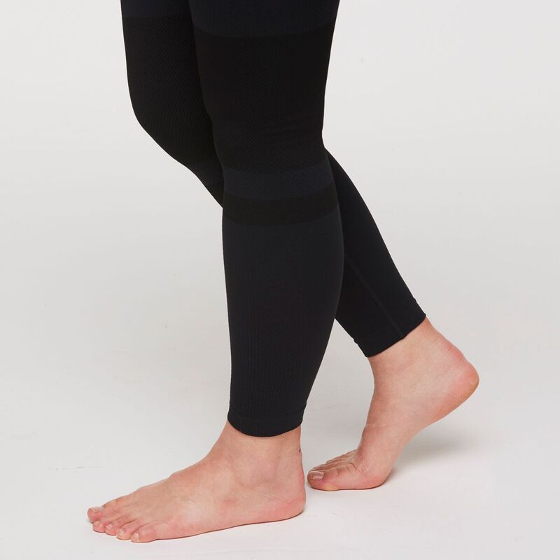 コートパクシー レディース ボトムス カジュアルパンツ Cotopaxi Debajo Seamless Baselayer Tight Womens Cotopaxi Black ブラック