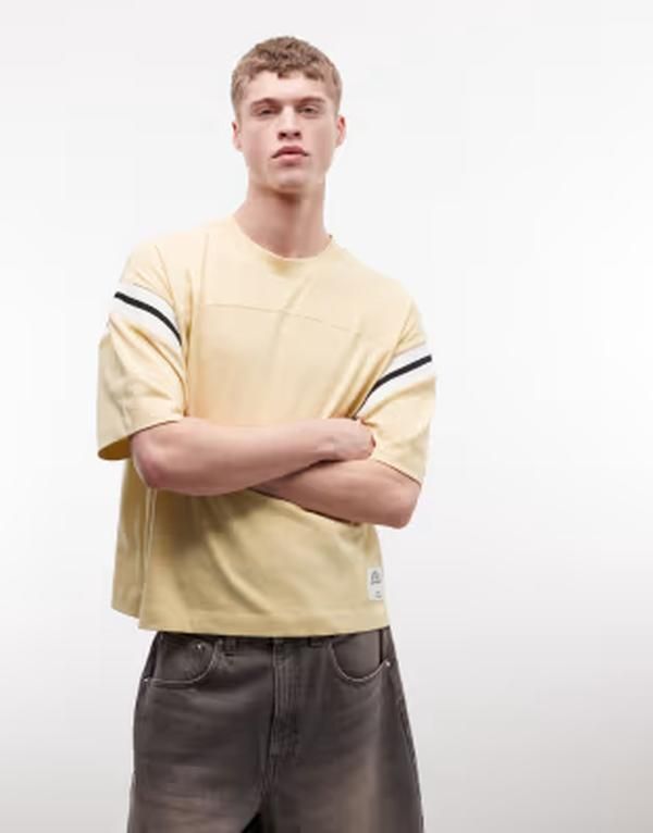エイソス メンズ トップス Tシャツ 刺繍 ASOS DESIGN boxy oversized tshirt with embroideredetailing in yellow REED YELLOW イエロー