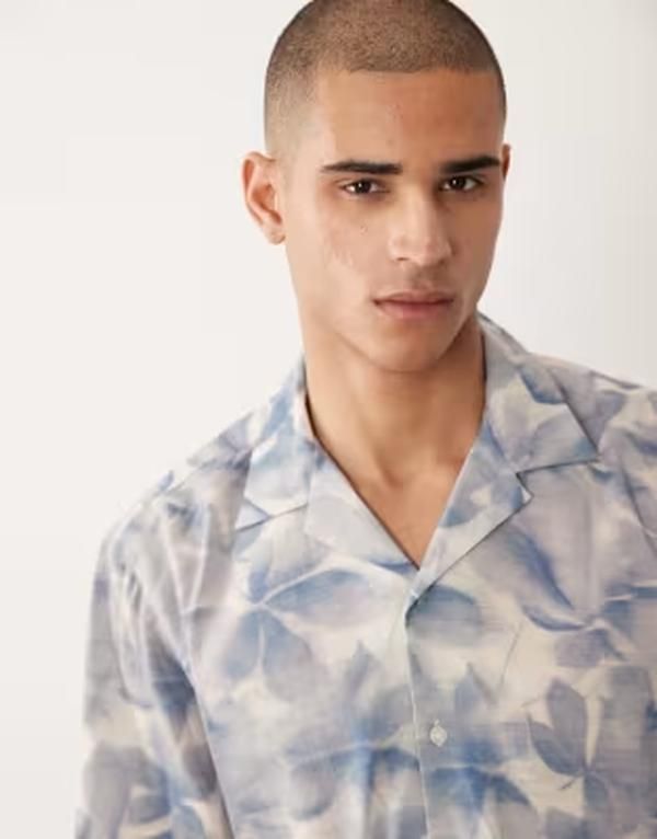 セレクティッド メンズ トップス シャツ プリント Selected short sleeve shirt with leaf print Blue Mirage ブルー