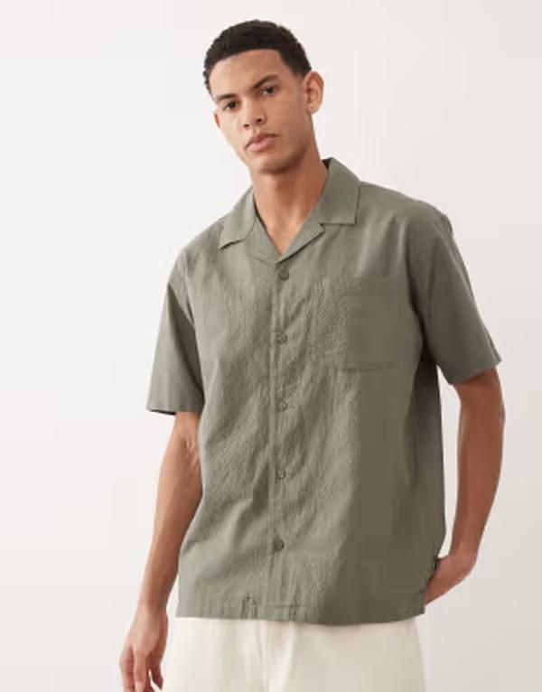 ジャック アンド ジョーンズ メンズ トップス シャツ Jack Jones Premium seersucker short sleeve shirt in smoky olive SMOKEY OLIVE オリーブ