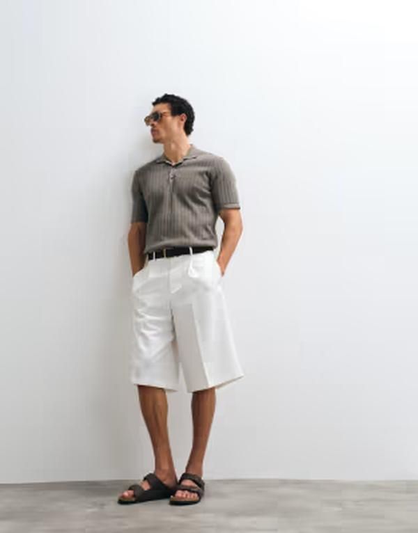 エイソス メンズ ボトムス ハーフパンツ・ショーツ プリーツ ショートパンツ ASOS DESIGN pleated oversized bermuda dresshorts WHITE ホワイト 13,636円