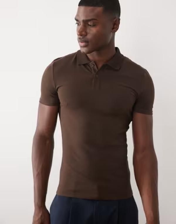 エイソス メンズ トップス ポロシャツ ASOS DESIGN Essentials muscle fit polo Demitasse ブラウン