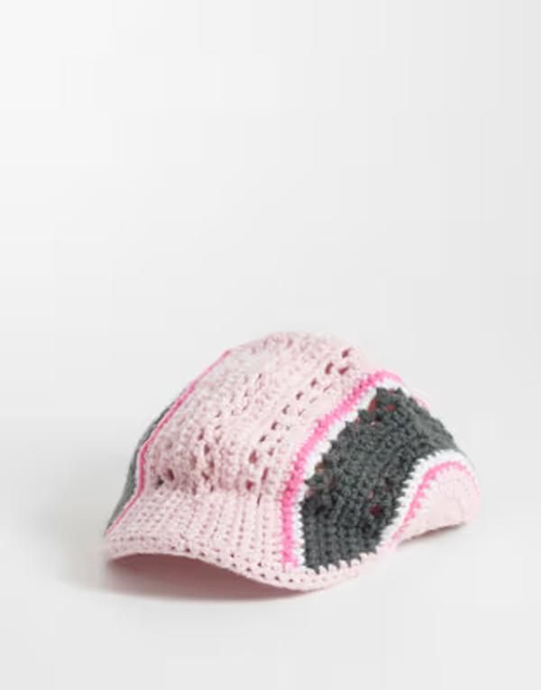 コルージョン レディース アクセサリー 帽子 キャップ COLLUSION crochet stripe flat capINK ピンク