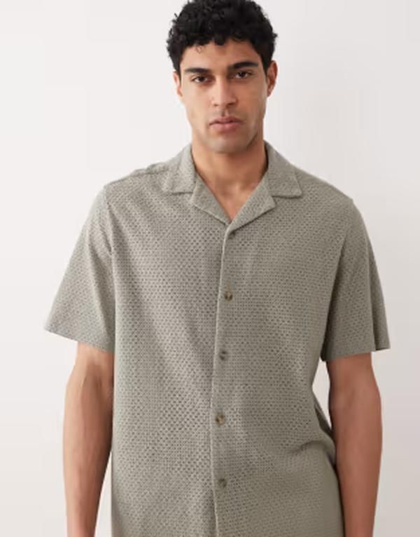 エイソス メンズ トップス シャツ ASOS DESIGN oversized camp collar textured shirt Khaki カーキ