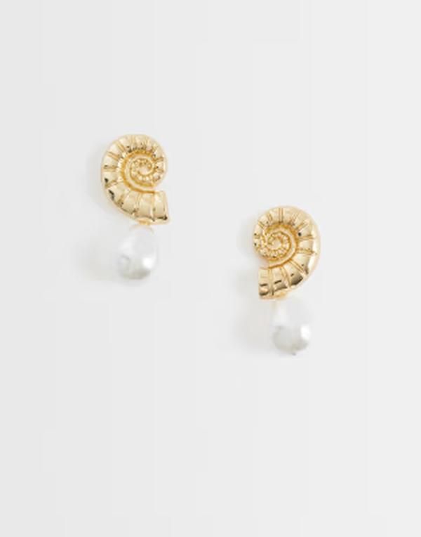 エイソス レディース アクセサリー ピアス・イヤリング ASOS DESIGN shell stud earrings with fauxpearl pedantone GOLD ゴールド
