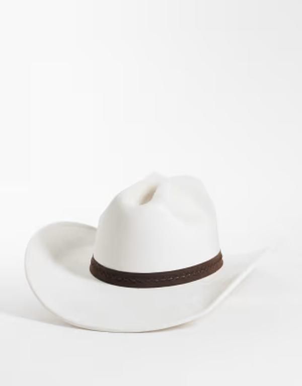 マイアクセサリーズ レディース 帽子 スエード My Accessories cowboy hat with brown faux suede trim in cream クリーム